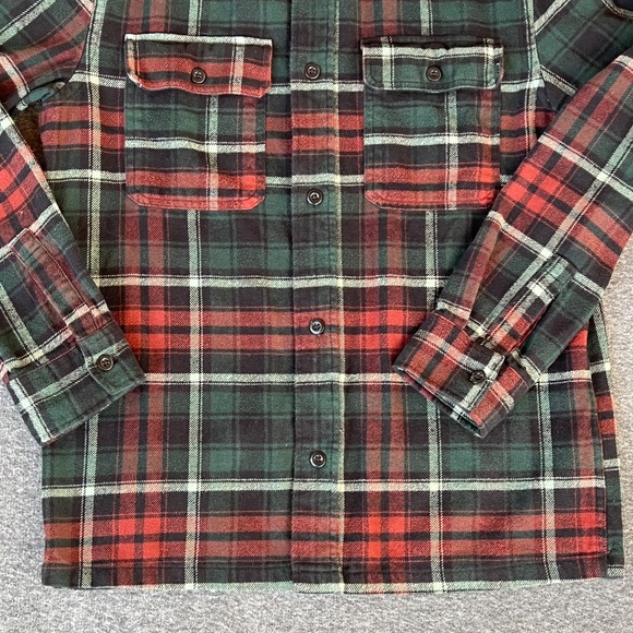 H&M LOGG Mens/Womens Plaid 100% Cotton Flannel Button Down S Outdoor Chores - Picture 4 of 12